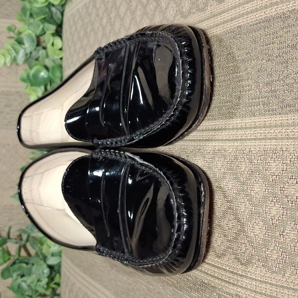 Tods Driving Moc Loafers In Black Patent Leather - Picture 13 of 16